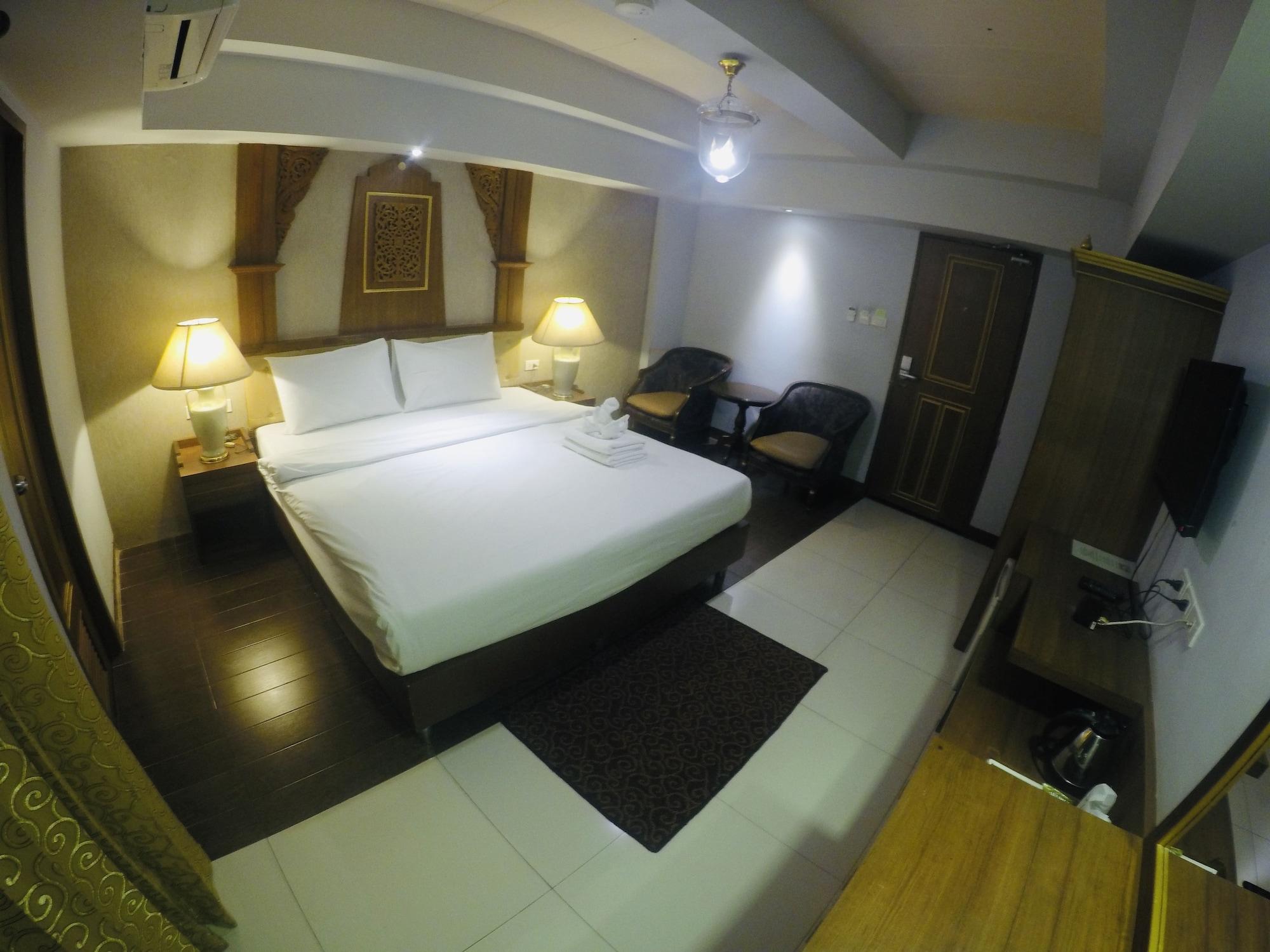 Kim Hotel At Morleng Bangkok Bagian luar foto