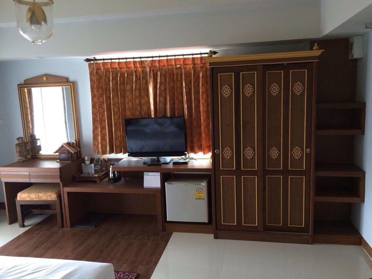 Kim Hotel At Morleng Bangkok Bagian luar foto