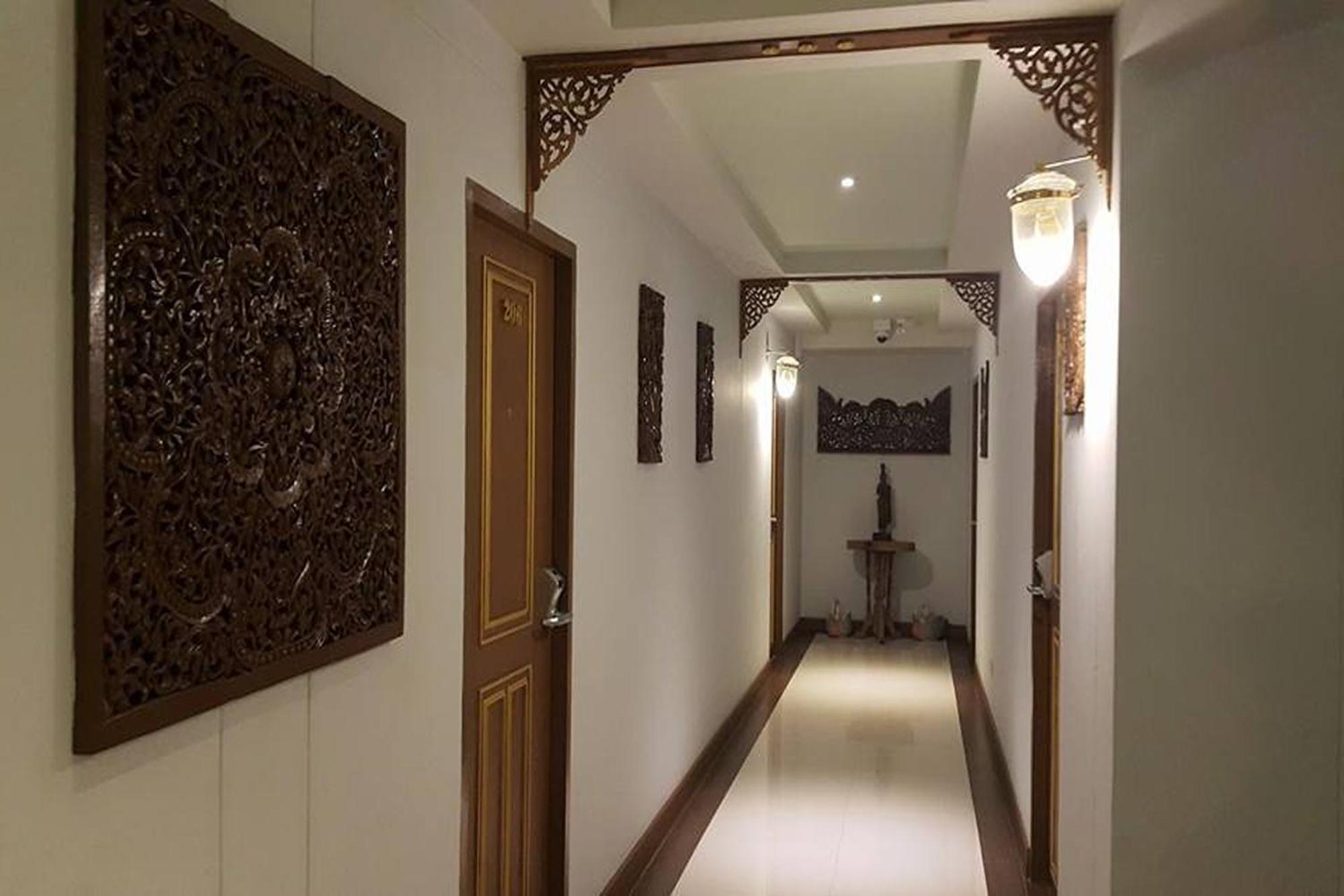 Kim Hotel At Morleng Bangkok Bagian luar foto
